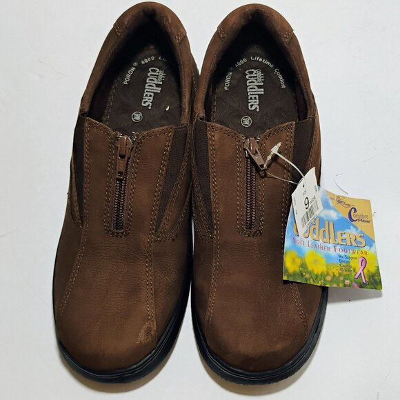 NWT COBBIE CUDDLERS WOMENS 9W BROWN SUEDE SHOE BOOTIES - Picture 1 of 12